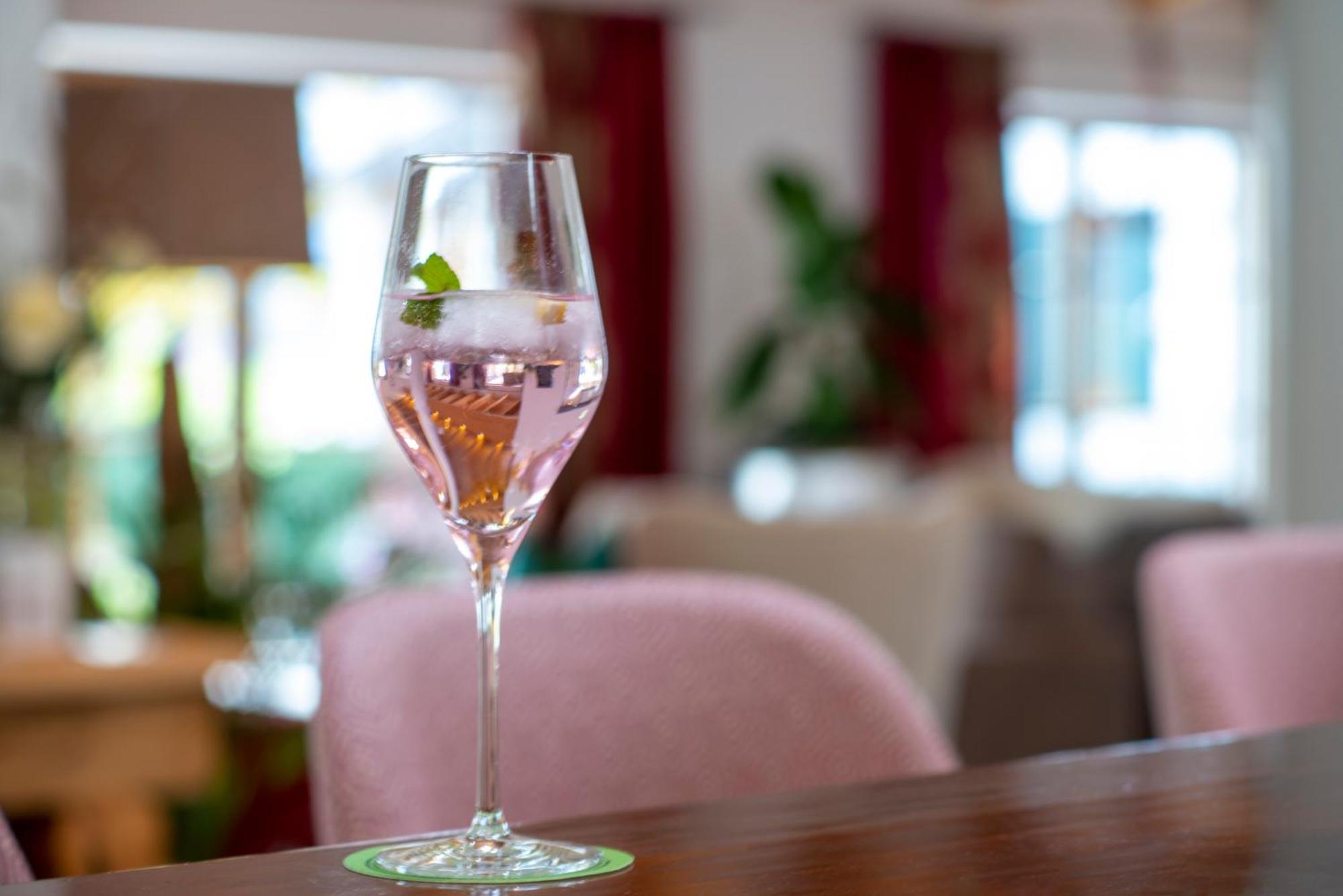 Landhotel Gockelwirt ไอเซนแบร์ก ภายนอก รูปภาพ