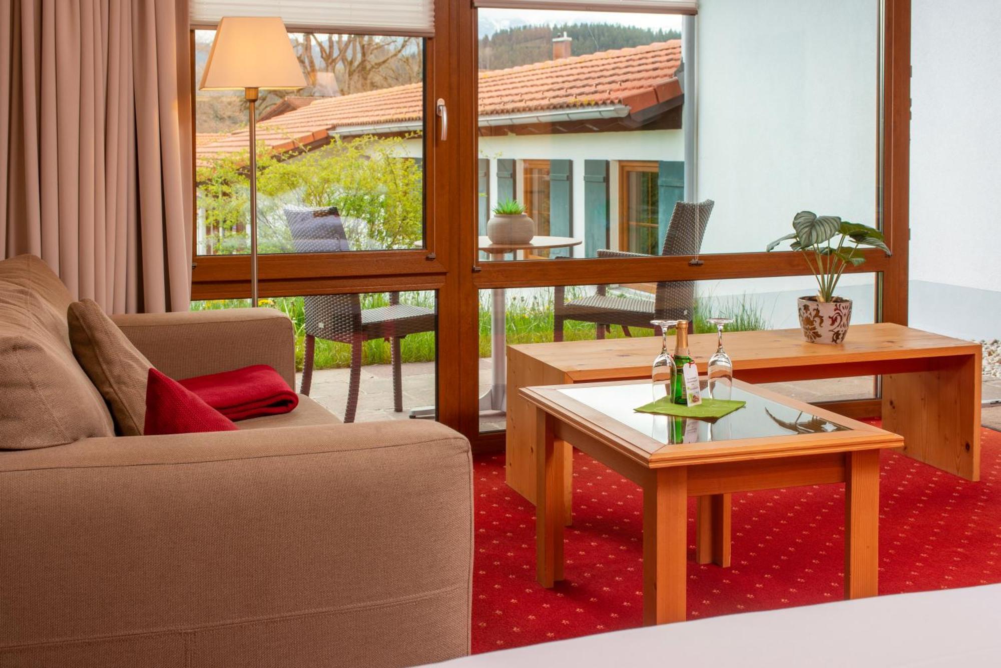 Landhotel Gockelwirt ไอเซนแบร์ก ภายนอก รูปภาพ