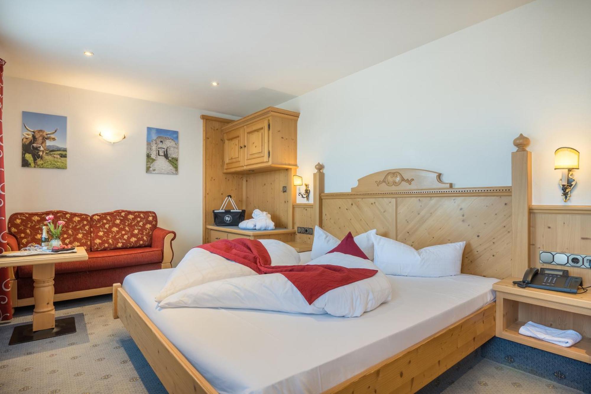Landhotel Gockelwirt ไอเซนแบร์ก ภายนอก รูปภาพ