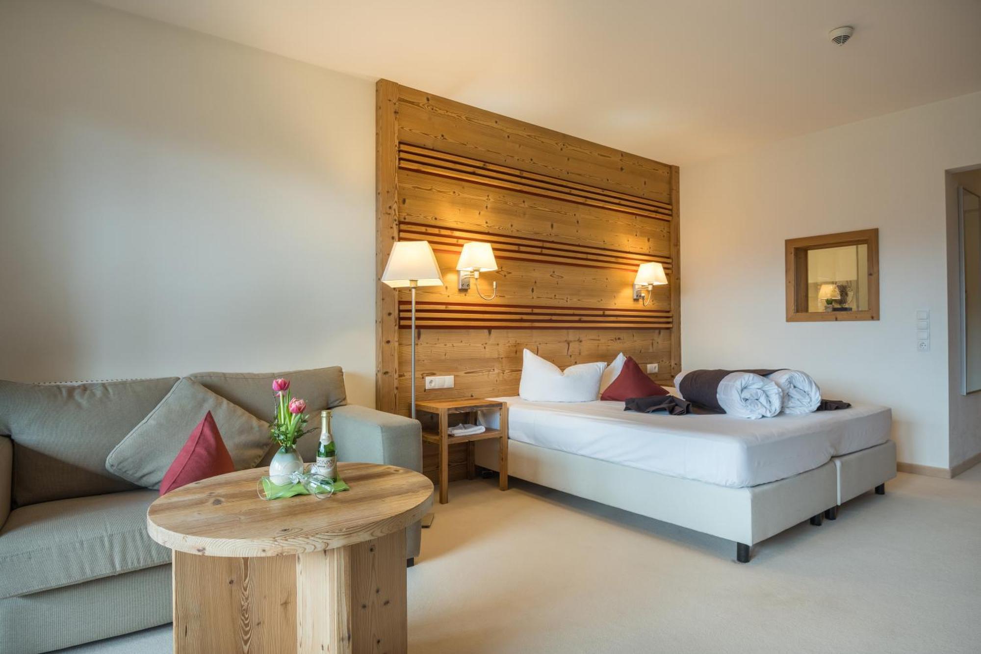 Landhotel Gockelwirt ไอเซนแบร์ก ภายนอก รูปภาพ