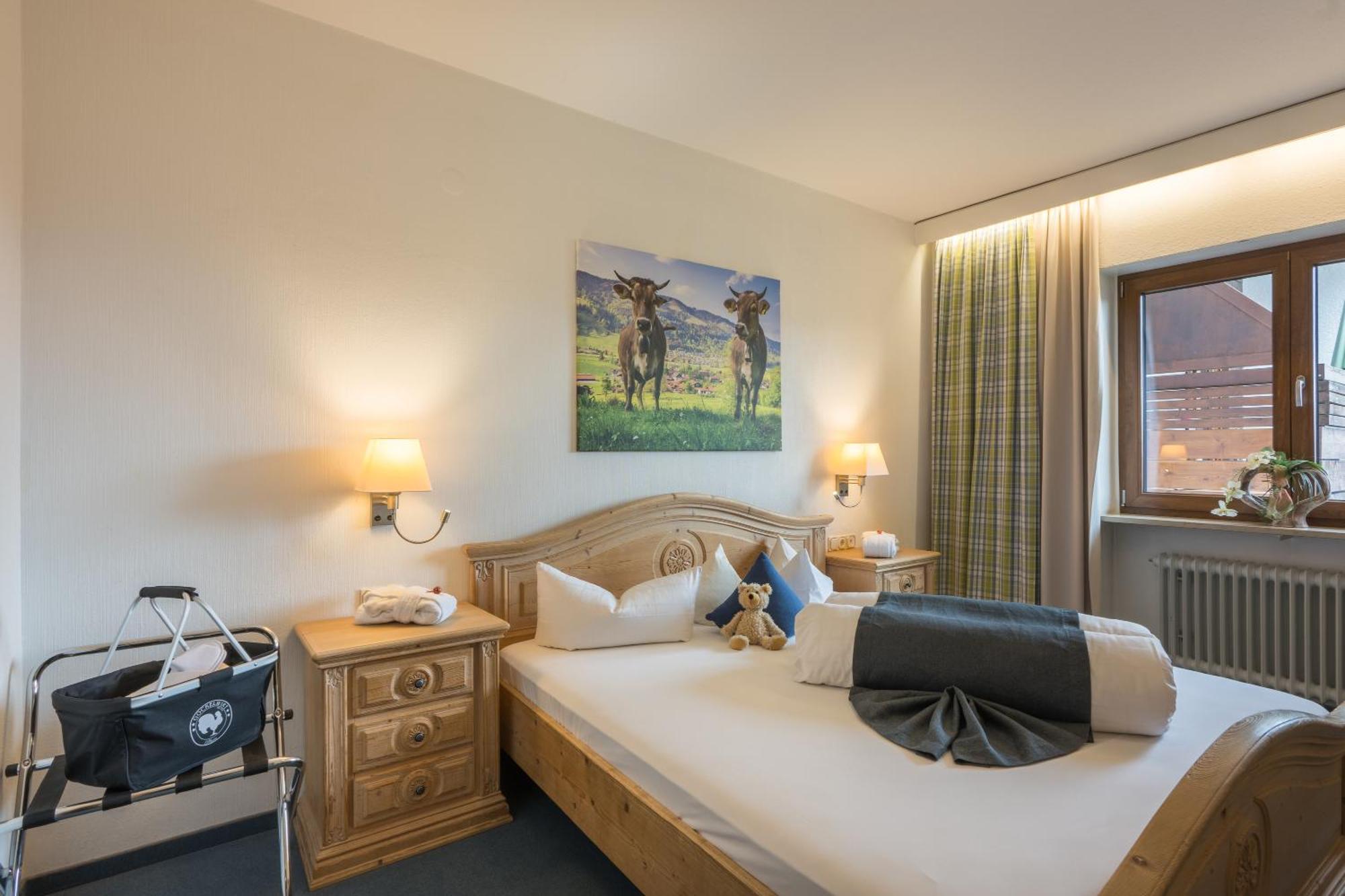 Landhotel Gockelwirt ไอเซนแบร์ก ภายนอก รูปภาพ