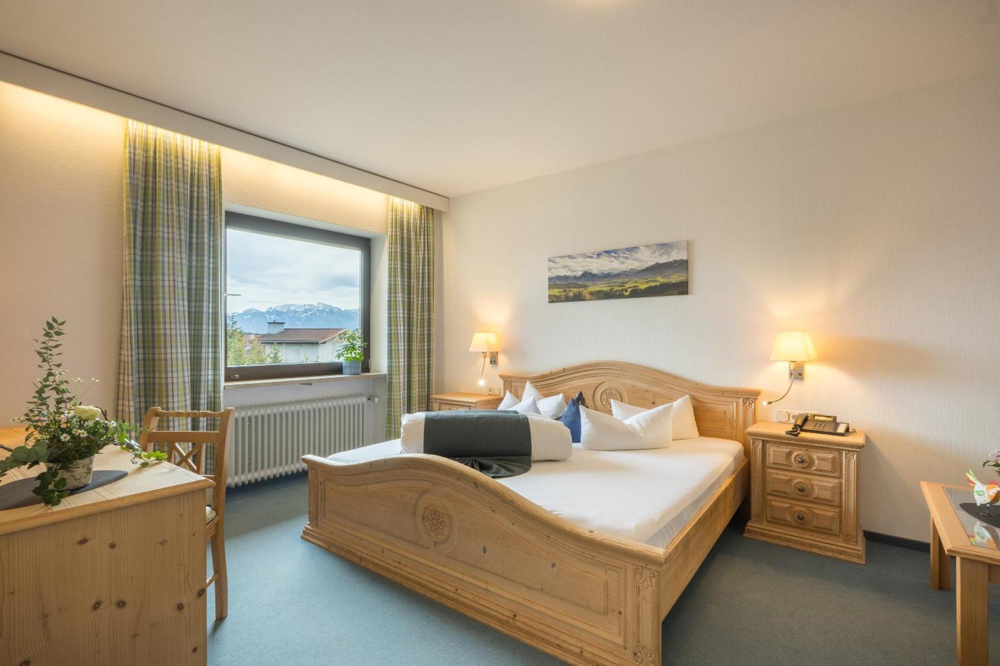 Landhotel Gockelwirt ไอเซนแบร์ก ภายนอก รูปภาพ