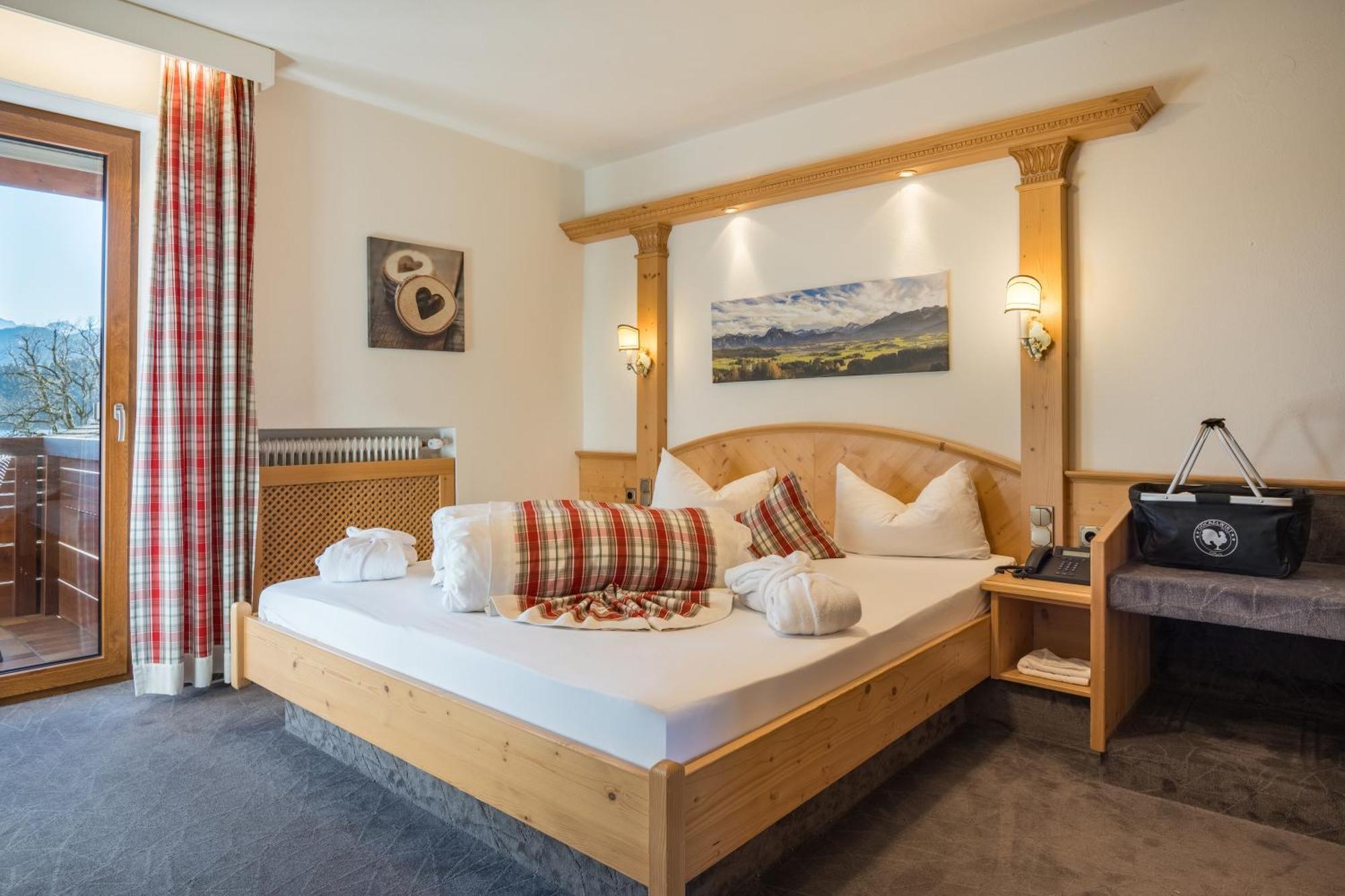 Landhotel Gockelwirt ไอเซนแบร์ก ภายนอก รูปภาพ